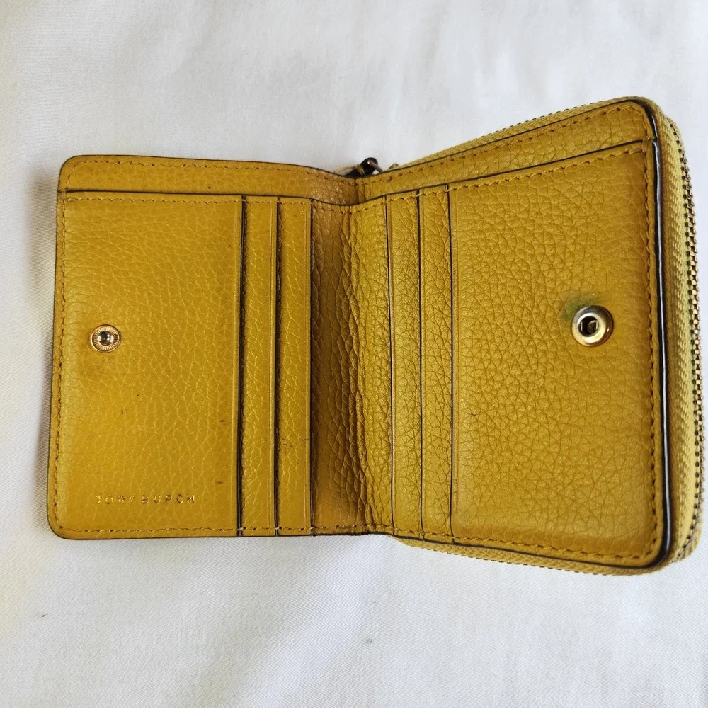Tory‎ Burch Women Wallet Bifold Big Logo Leather Yellow Round Zip Britten Mini